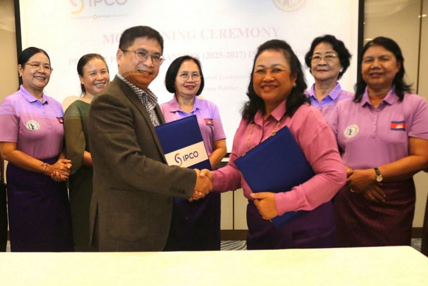 Over 100 airlines negotiate to purchase carbon credits from Vietnamese enterprise